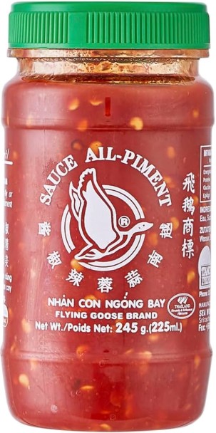 detail FLYING GOOSE Chilli Omáčka s Česnekem 245g