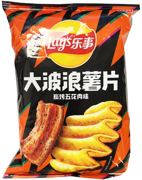 detail LAYS Bramborové Chipsy Deep Ridged Grilované Vepřové 70g